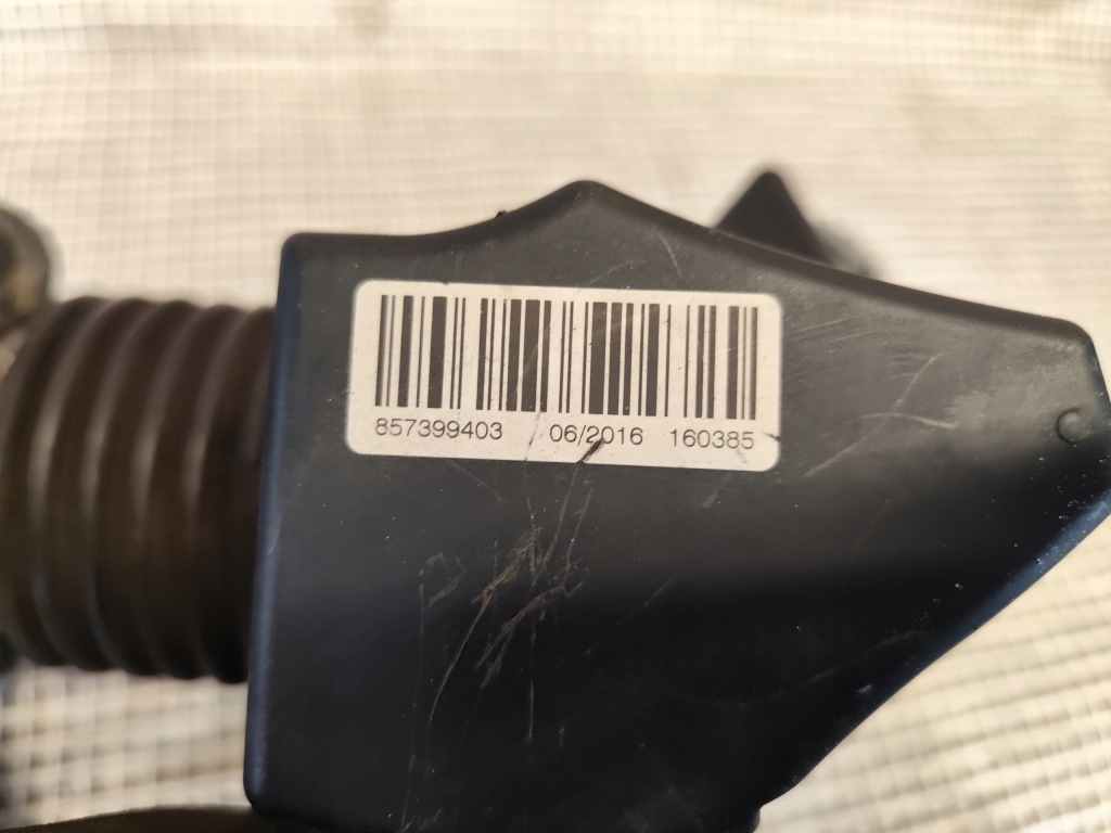 фото №6, Bmw f30 f31 lift lci 15-18 2.0d b47 резонатор повітрозабірник повітря 8573994 03