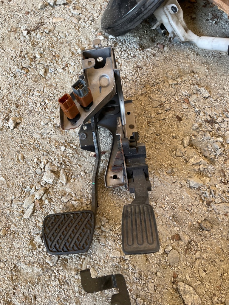 фото №1, Nissan pulsar педаль газа потенциометр i тормоза