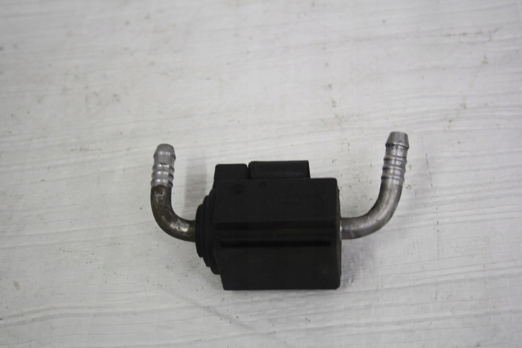 фото №9, Клапан odcięcia топлива vw golf 1.6 fsi 036906519a