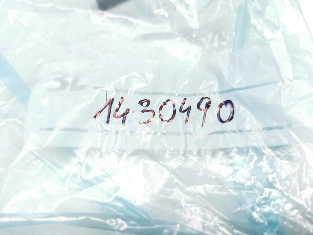 Болт колектор випускний 2.2 tdci transit оригінальний номер 1430490 Недорого