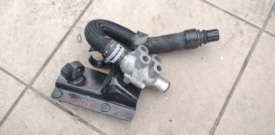 фото №1, Шланг wąż wody renault master iv 140532058r