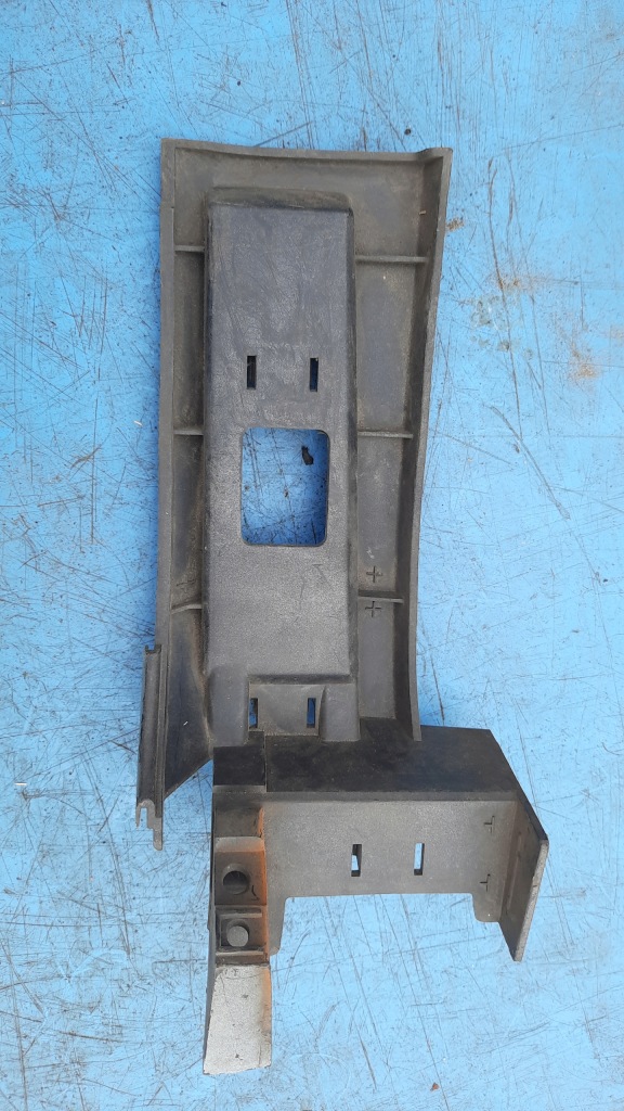 фото №2, Направляющая правый перед volvo v40 888131