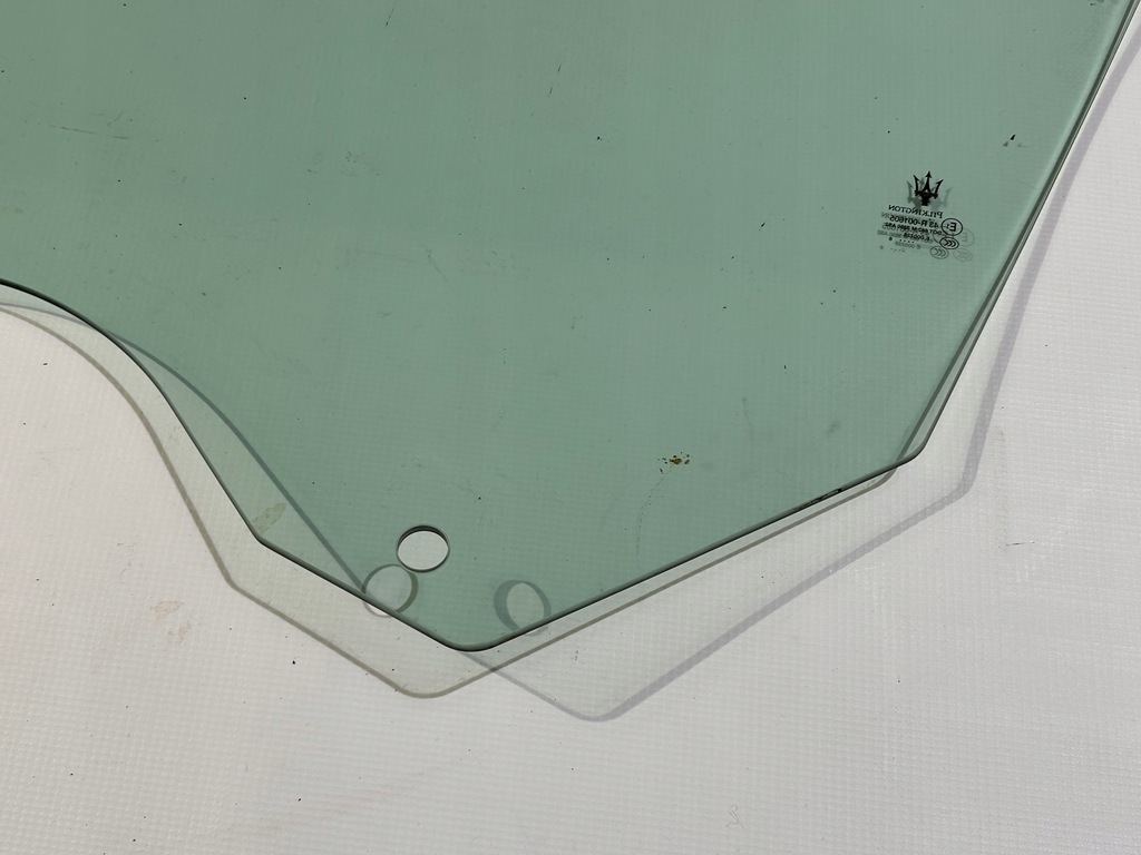 фото №9, Стекло боковая перед передняя дверь пассажира правая maserati granturismo 2008+