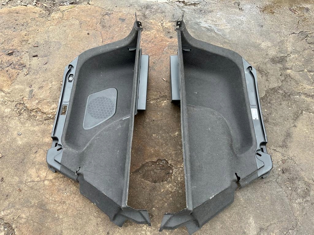 фото №1, Hyundai i40 kombi обшивка оббивка лівий правий задня