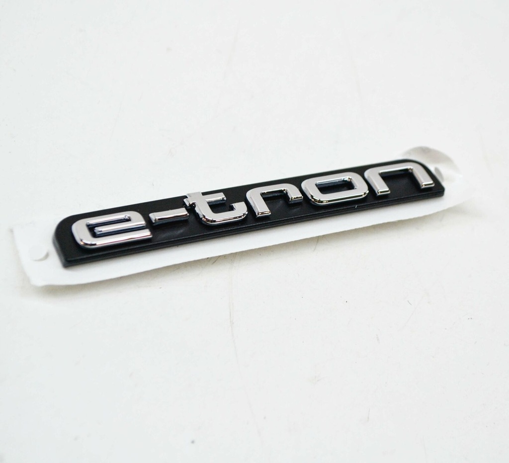 фото №1, Audi a3 s 8v e-tron передня частина радіатор решітка emblem badge 8v4853736a2zz