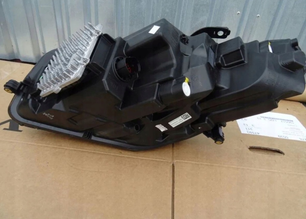 Фара led ксенон jaguar e pace x540 правый  перед передняя с Разборки