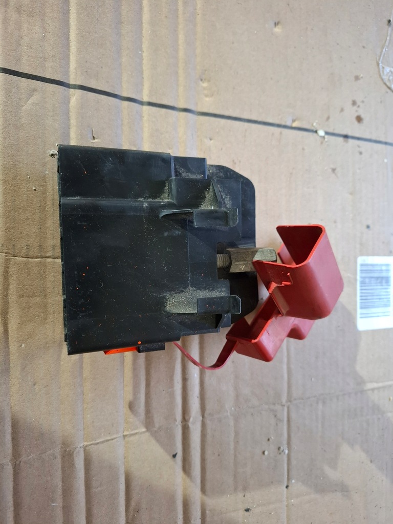 фото №5, Молдинг предохранителей dodge durango