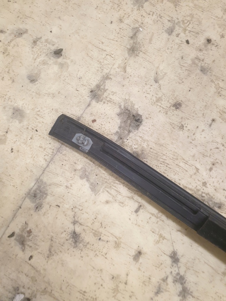 фото №9, Citroen c3 ii молдинг ущільнювач двері правий задня