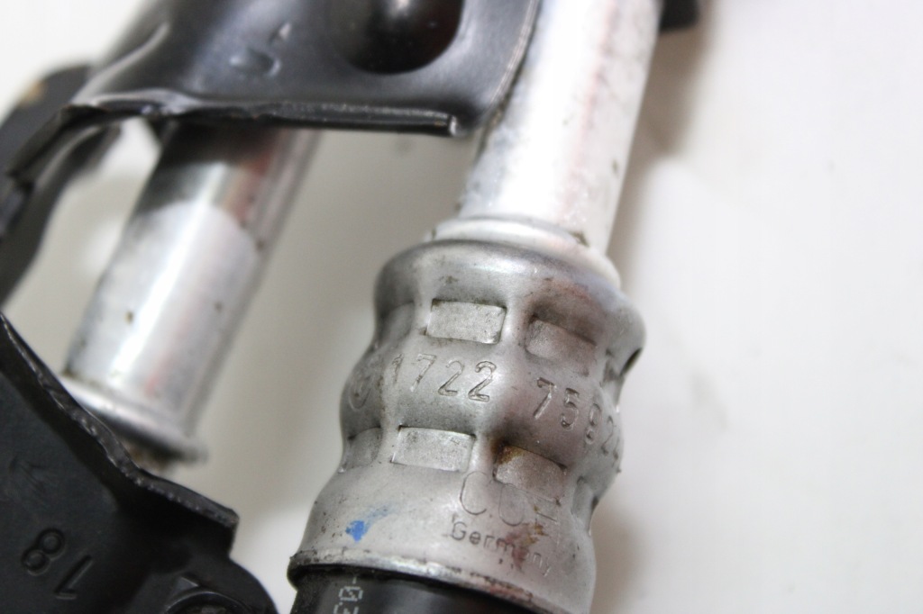 Купити Дроти радіатора оливи bmw 7823998 7823999 f10 f01 f02 e70 f15 7592401