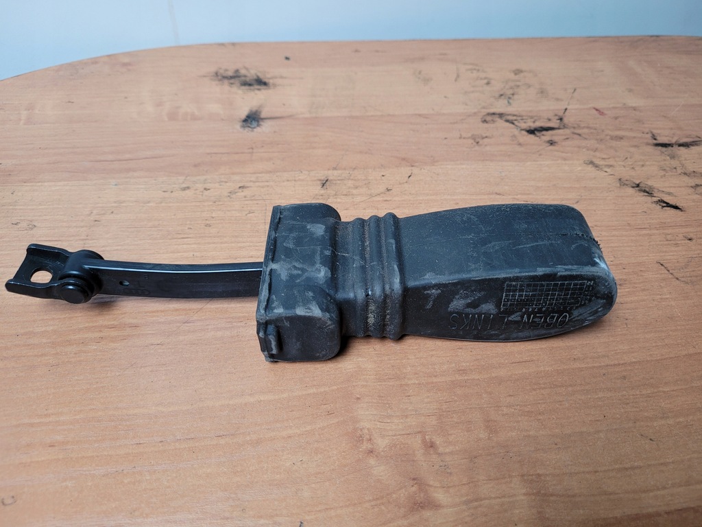 фото №1, Ограничитель дверь audi a4 b8