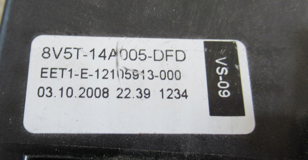 Ford fiesta mk7 1.6 tdci коробка запобіжників Доставка