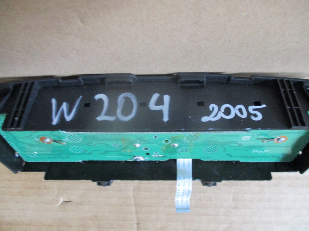 фото №4, Панель радіо mercedes w204 c klasa