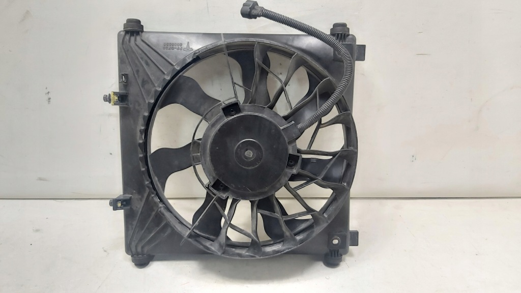 Купити Вентилятор кондиціонера tesla model s 6008358