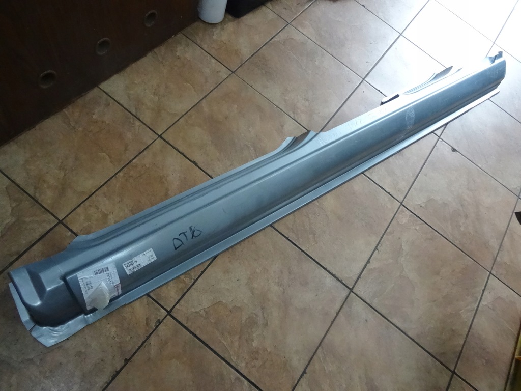 фото №1, Honda jazz 1.2b 05' поріг лівий