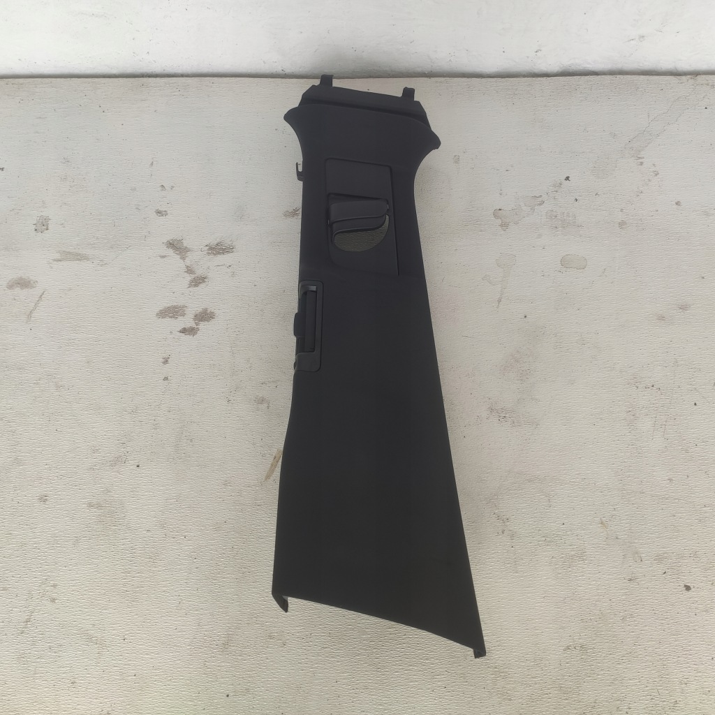 фото №1, Volvo xc60 ii 2022 r-design защита левая стойка среднего