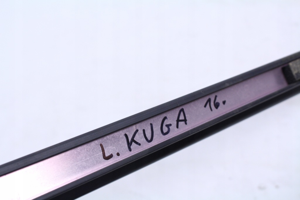 Рейлінг даховий ліве kuga 2 mk2 16r. рестайлінг  st-line в Україні