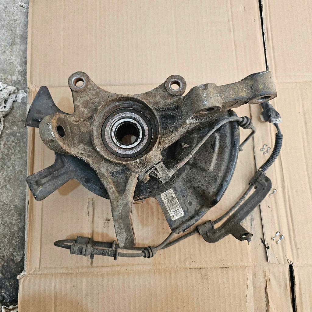 фото №1, Kia venga ix20 1.6 crdi поворотный кулак правая передняя ступица