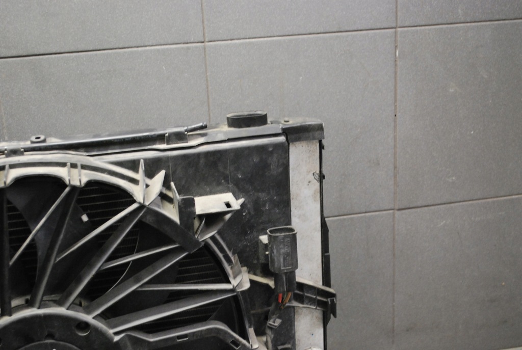 фото №13, Pas перед радіатор радіатор bmw e60 5 520i 2.2i