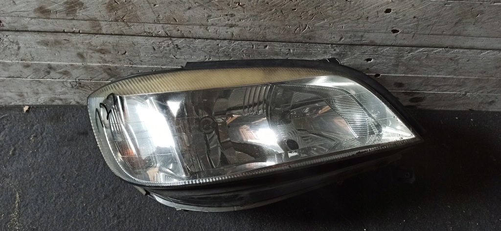 фото №1, 89100055 лампа перед правая opel zafira i a