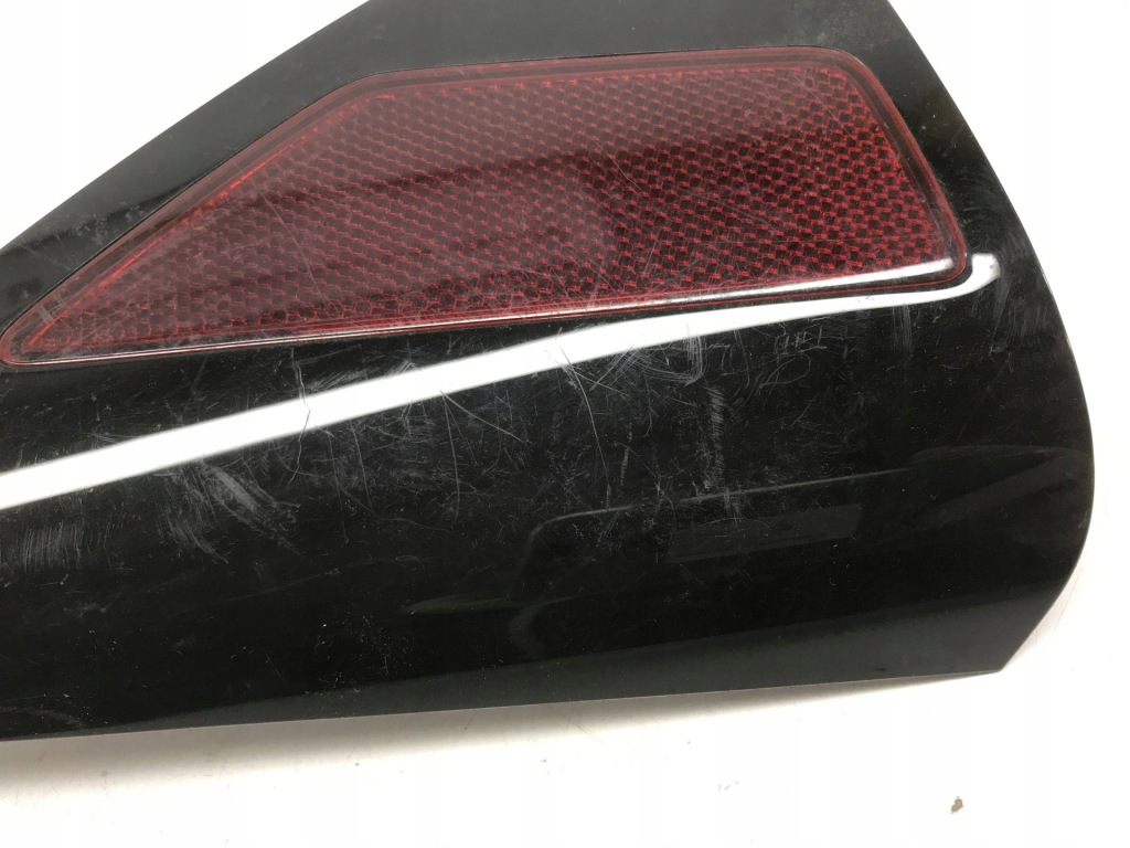 Tesa model 3 отражатель лампы правый задний  1100781-99-d Оригинал