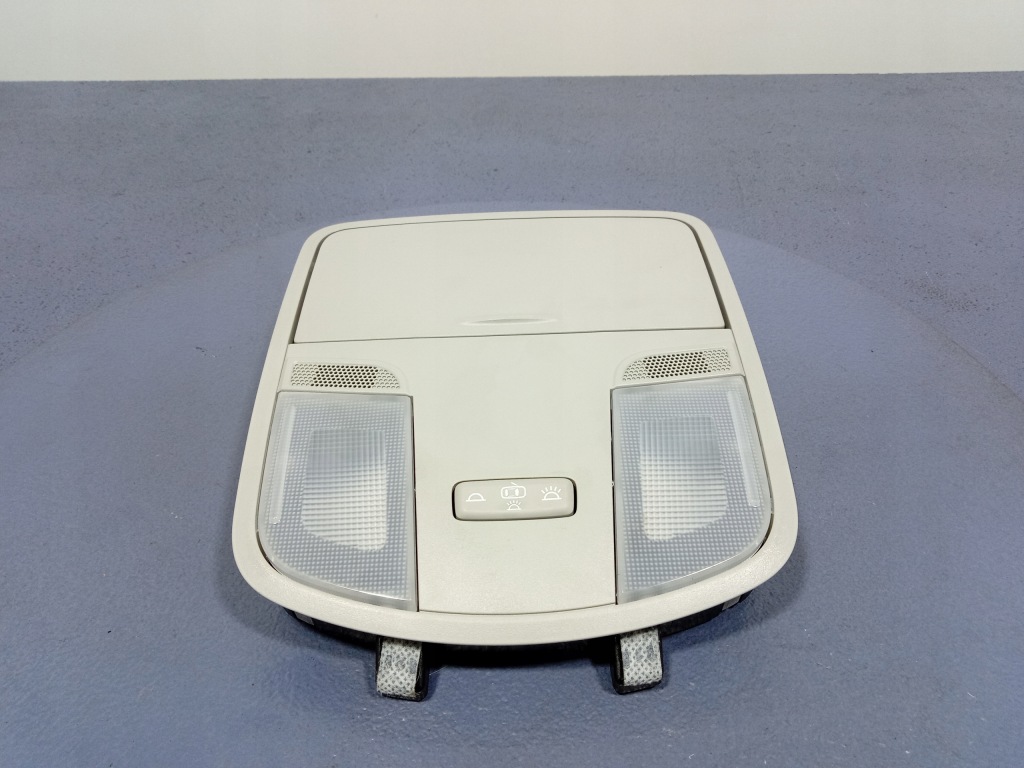 фото №1, Kia rio iv yb 17- лампа потолочный бардачок 92800-f2000