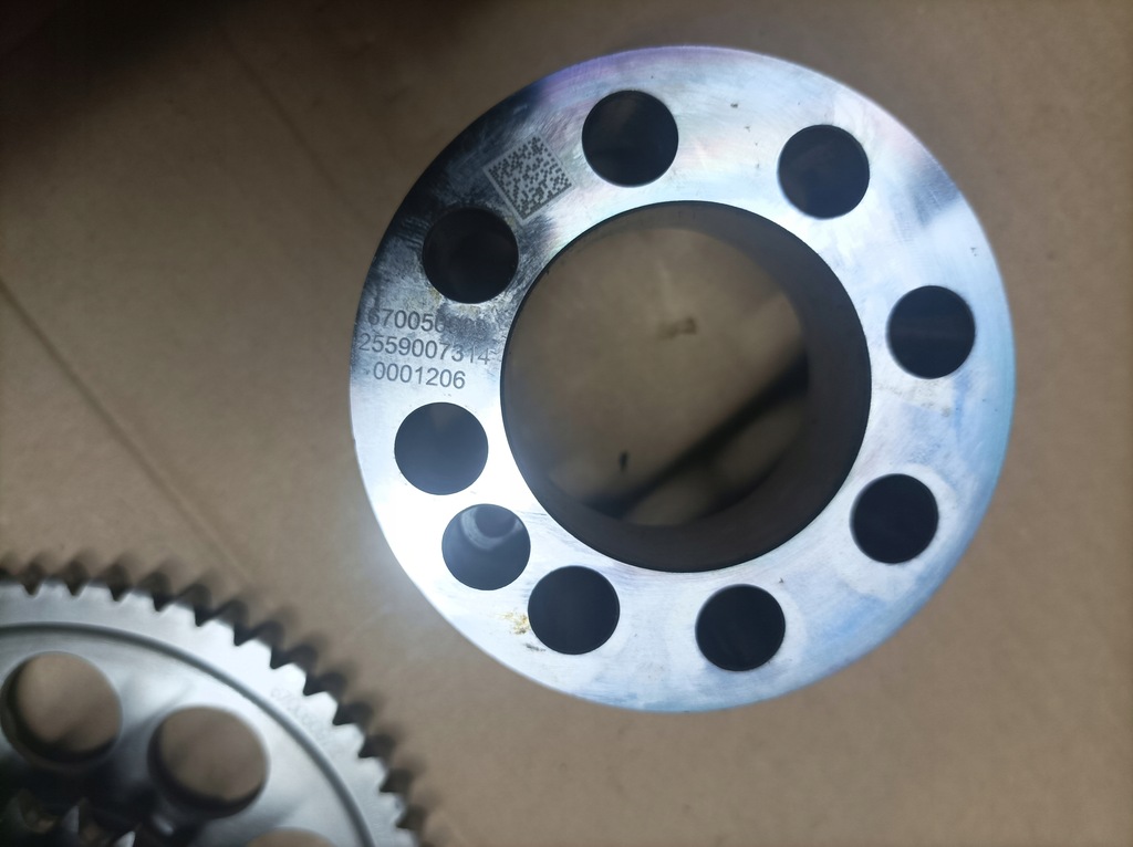 фото №16, Alfa romeo stelvio 2.9 510 kw вал распределительного вала