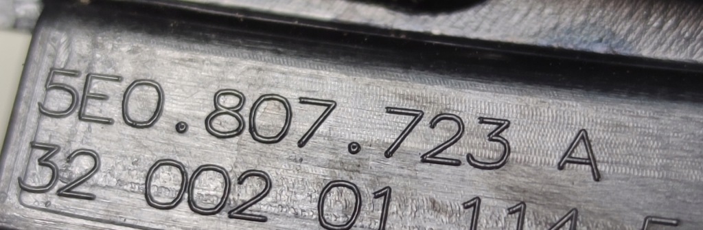 Кронштейн решётка octavia iii левая 5e0807723a Доставка