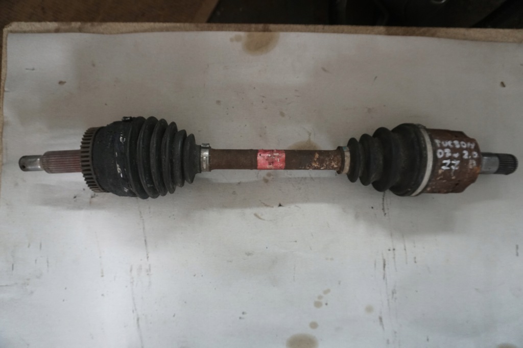 фото №1, Hyundai tucson i 2007r 2.0 crdi приводной вал левая передняя шарнир 495012e800