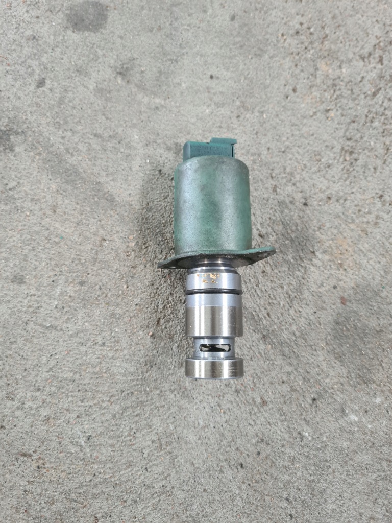 фото №1, Клапан основание фильтров масла renault gama t volvo fh 4 fm 4 i-save оригинал