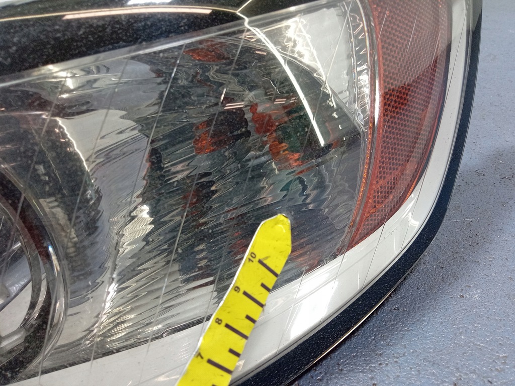 фото №8, Volvo v50 s40 ii lift фара левый eu 30763033