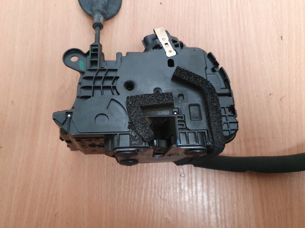 фото №10, Замок дверь правый перед задняя renault clio iv 4