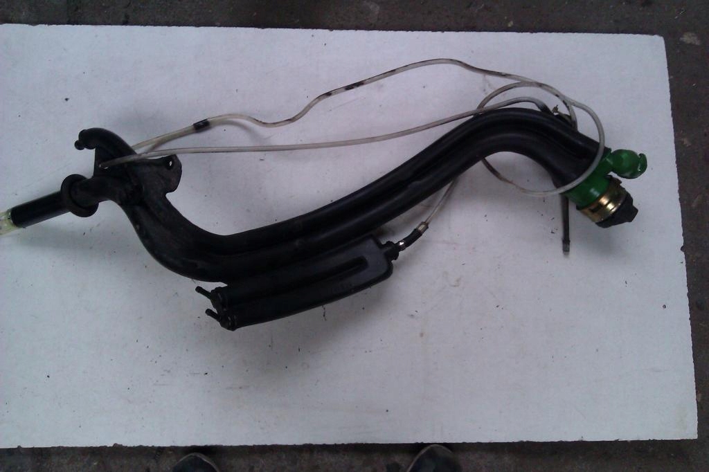 фото №1, Заливна горловина пального vw sharan 2.0 бензин