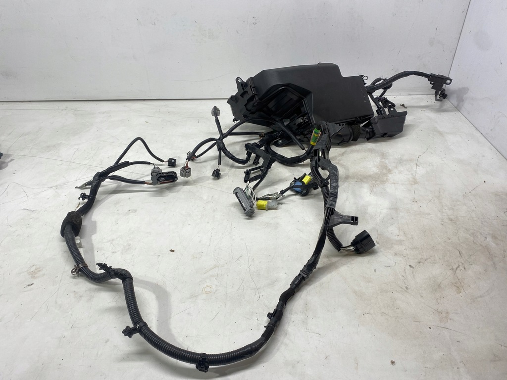 фото №3, Lexus rc 20r коробка запобіжників джгут перед