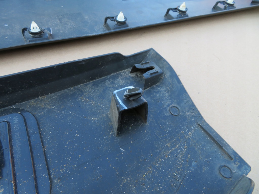 фото №15, Накладки боковой левая vw crafter 2 ii 7c0 7c0853517a