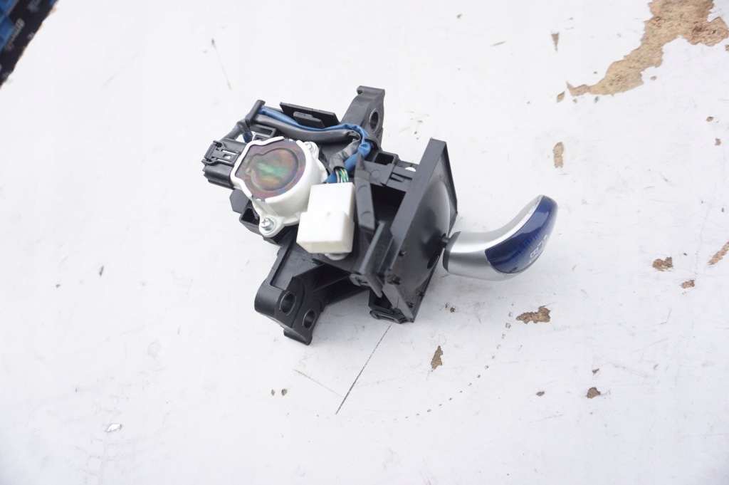 фото №1, Вибірник toyota auris 2 ii 1.8 гібрид