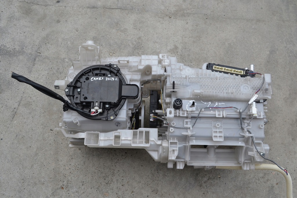 фото №8, Отопитель camry гибрид 87050-33b90