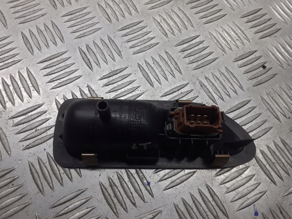 фото №2, Панель скло лівий задня renault laguna ii 8200317493