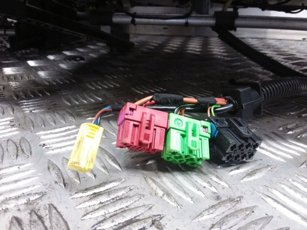 фото №7, 2006 audi a4 s4 b7 8e 8h komptel сидений с обшивки дверей