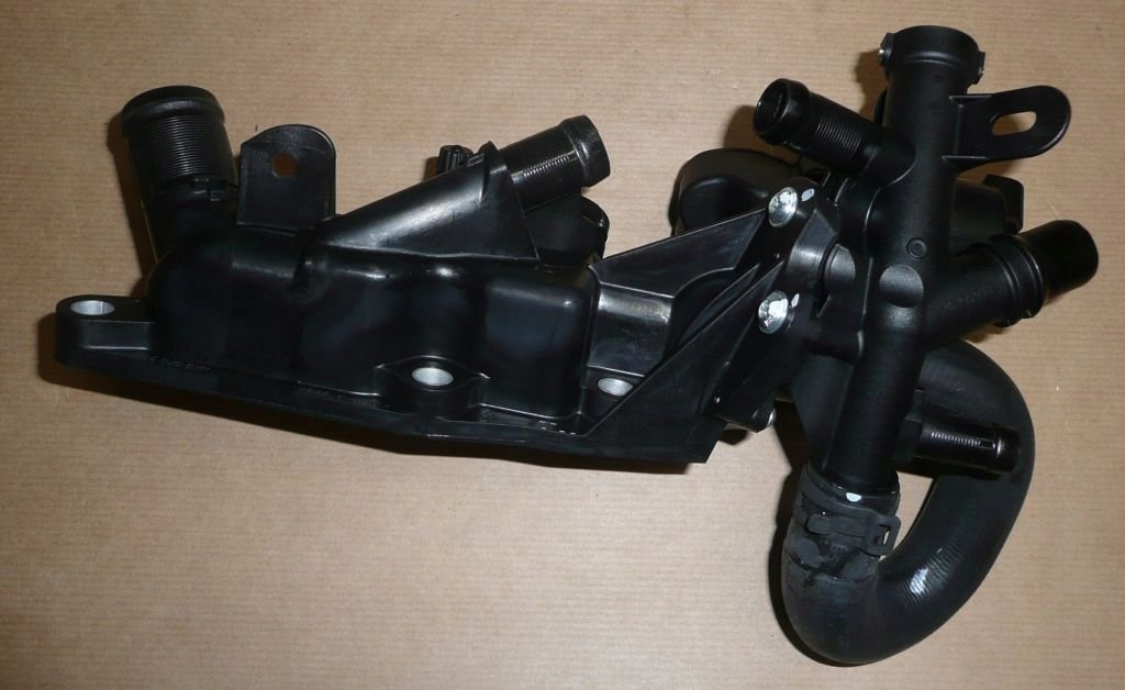 фото №3, Корпус термостата renault clio iv 0.9tce