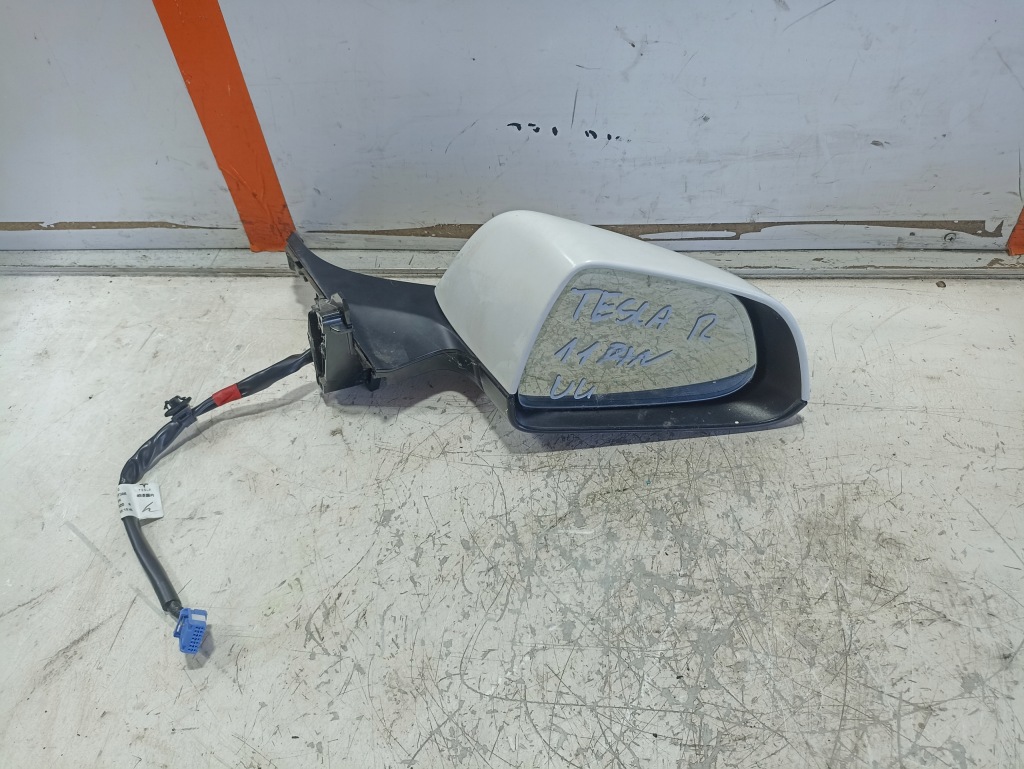Купить Tesla model 3 зеркало правое 11 pin