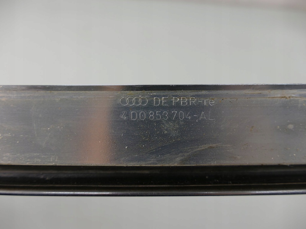 фото №9, Audi a8 d2 молдинг кузовна дахова права хром