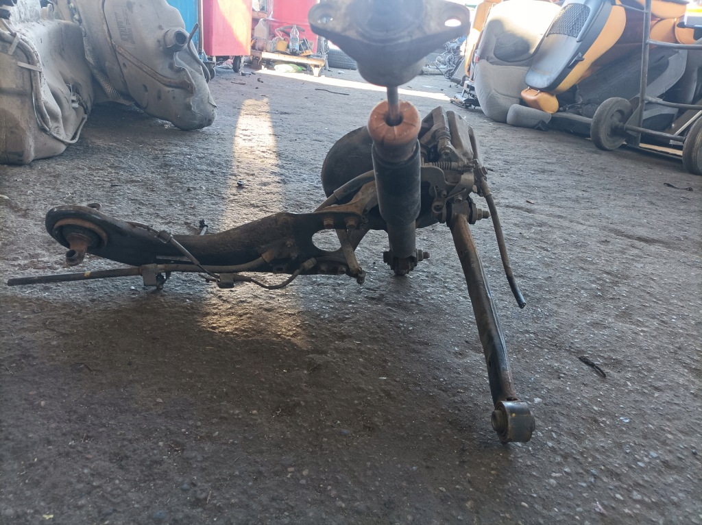 фото №3, Підвіска задні праве задня правий ступиця kia ceed ii