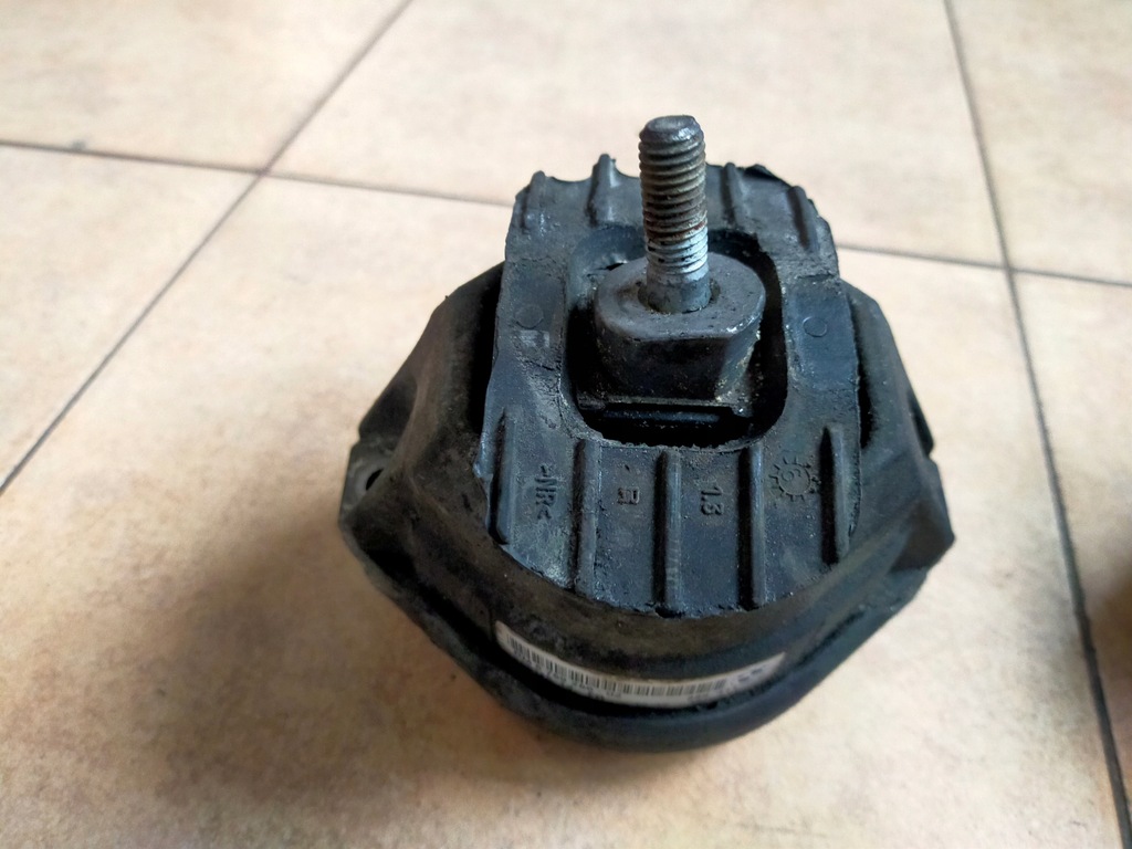 фото №1, Bmw подушка двигателя