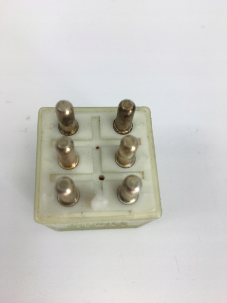 фото №8, Реле mercedes w124 0015427819 w126 r129 w140 898135 12v 40a