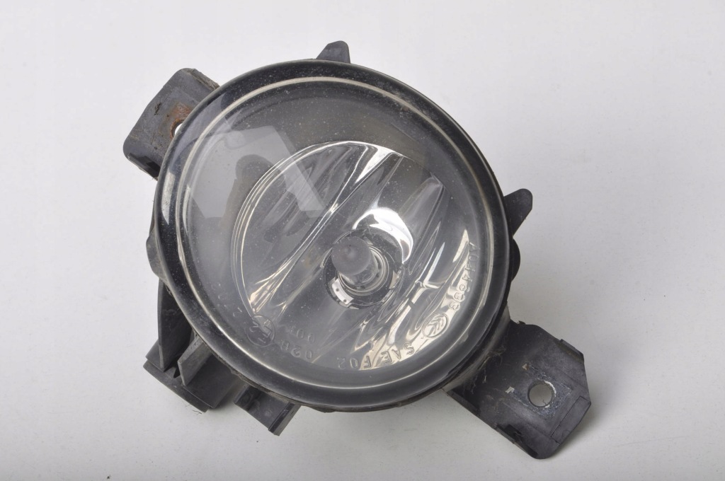 фото №1, Bmw e87 противотуманная фара правый 7837502