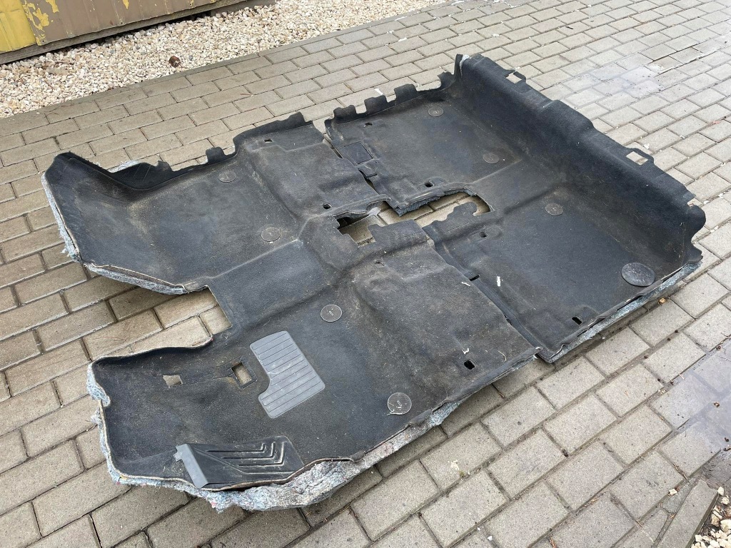 фото №1, Bmw i3 коврик обшивка перед задняя eu