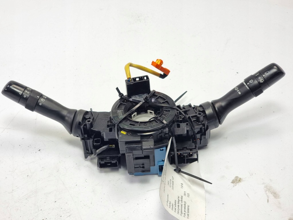 фото №3, Перемикач комбінований 173832 toyota avensis t27