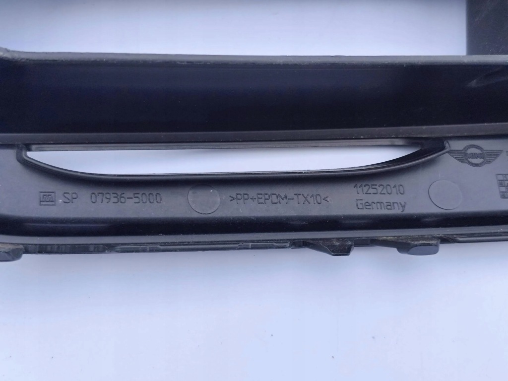 фото №5, Mini countryman r60 решётка защита решётка радиатора бампера перед правая 51117443390