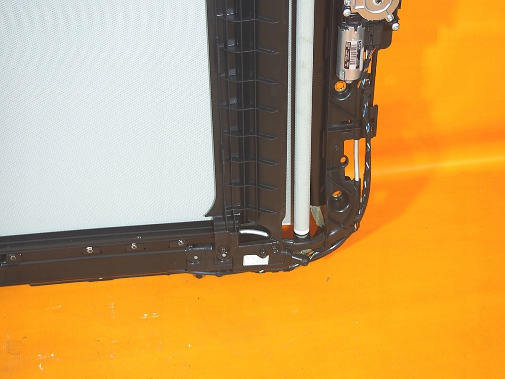 фото №14, Audi q7 4m люк панорама моторчик модуль шторка 4m0877041