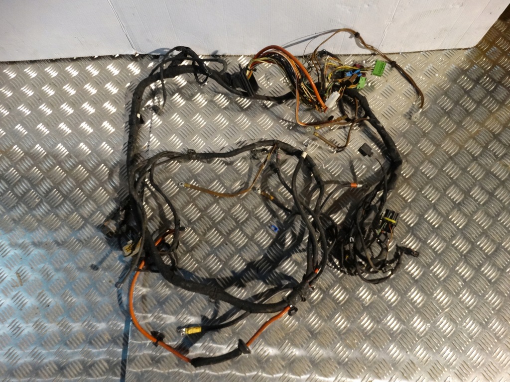 фото №1, Электропроводка отсек двигателя mercedes w212 2,2cdi 1
